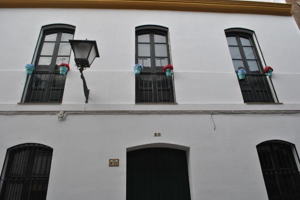 Triana Ines Appartement Sevilla Buitenkant foto