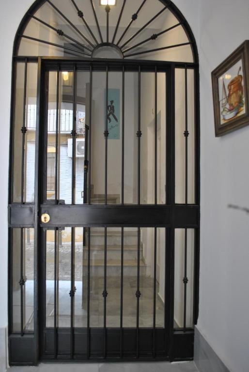 Triana Ines Appartement Sevilla Buitenkant foto